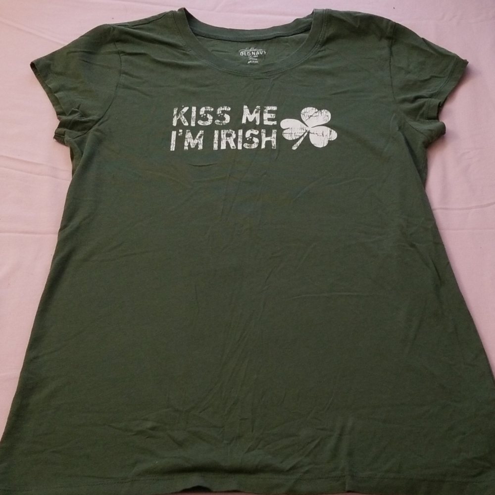Old Navy T-shirt